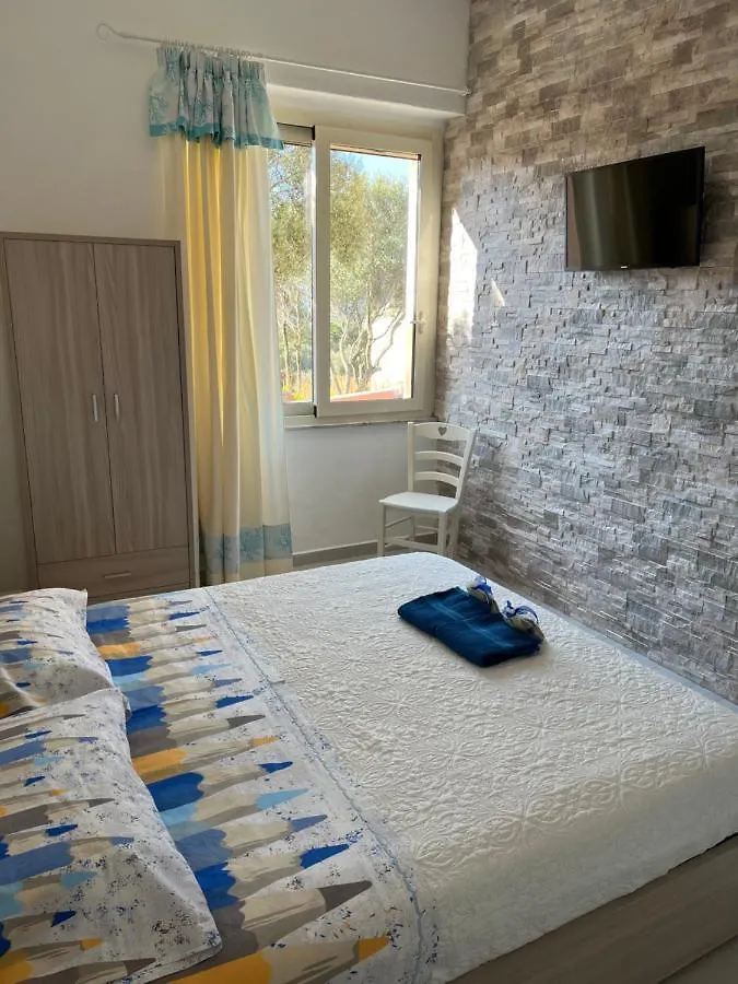 לה מדלנה B&B Isola Mia 0*, לה מדלנה איטליה