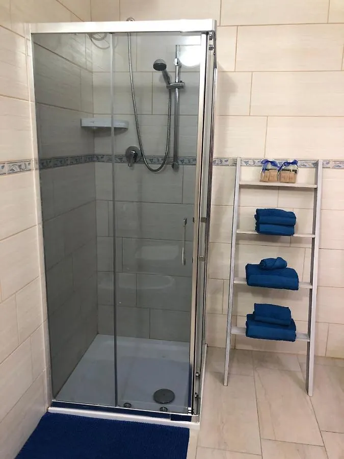 לה מדלנה B&B Isola Mia איטליה